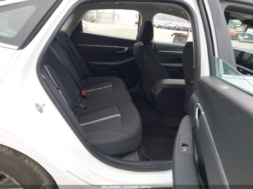 2025 Hyundai Sonata Sel VIN: KMHL64JA3SA463771 Lot: 43949097