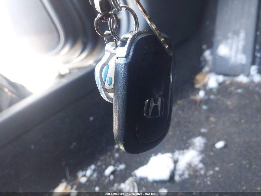 2022 Honda Civic Lx VIN: 2HGFE2F22NH520592 Lot: 43949101