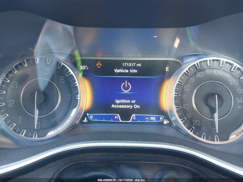 2016 Chrysler 200 C VIN: 1C3CCCEG4GN135625 Lot: 43949110