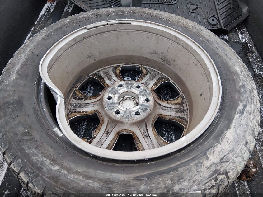 2021 Ram 1500 Big Horn 4X4 6'4 Box VIN: 1C6SRFMTXMN556189 Lot: 43949122