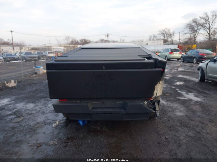 2024 Tesla Cybertruck All-Wheel Drive VIN: 7G2CEHEDXRA027241 Lot: 43949157