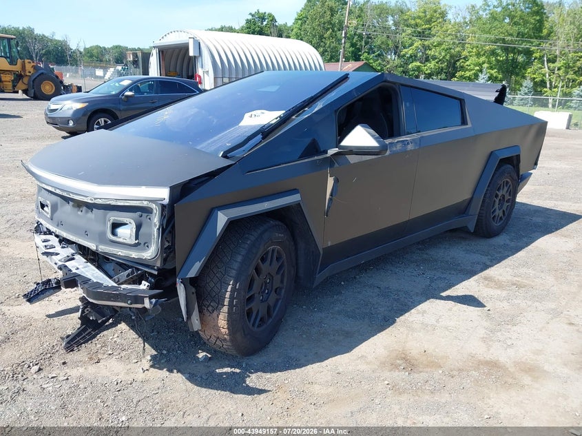 2024 TESLA CYBERTRUCK auction photo 2