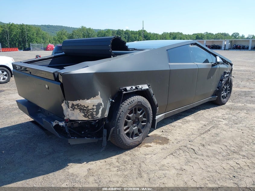 2024 TESLA CYBERTRUCK auction photo 4