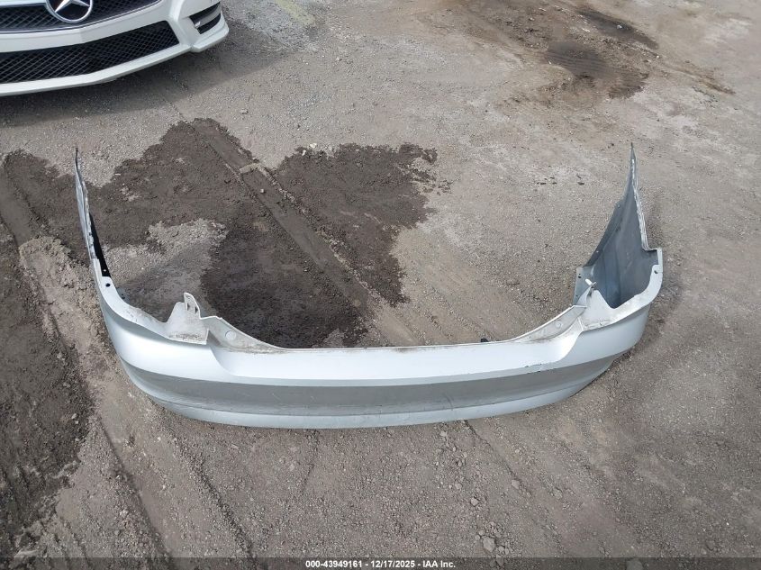 2012 Ford Fusion S VIN: 3FAHP0GA0CR407968 Lot: 43949161