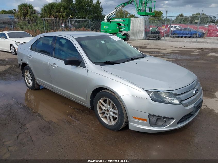 2012 Ford Fusion S VIN: 3FAHP0GA0CR407968 Lot: 43949161