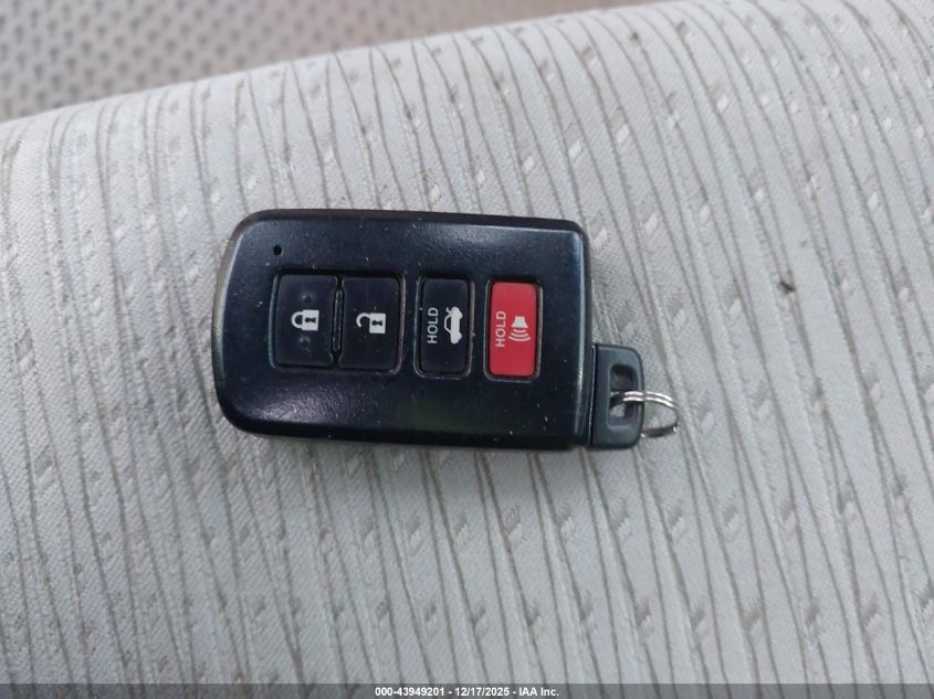 2013 Toyota Camry Hybrid Xle VIN: 4T1BD1FK7DU065353 Lot: 43949201