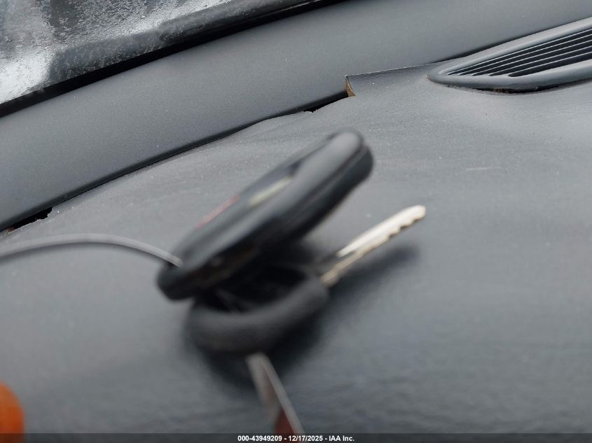 2005 Pontiac Sunfire VIN: 3G2JB12F45S114142 Lot: 43949209