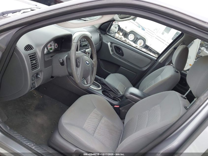 2007 Ford Escape Xlt/Xlt Sport VIN: 1FMYU93117KB97450 Lot: 43949215