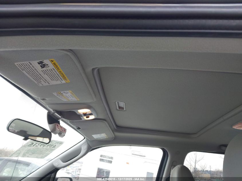 2007 Ford Escape Xlt/Xlt Sport VIN: 1FMYU93117KB97450 Lot: 43949215