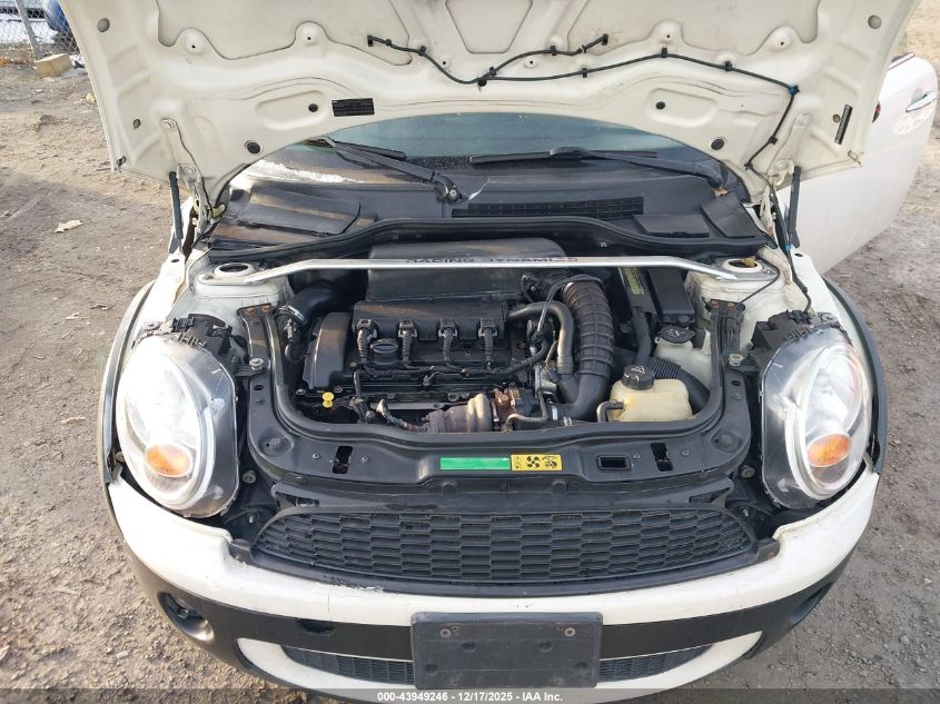 2009 Mini John Cooper Works Clubman VIN: WMWMM93529TL04117 Lot: 43949246