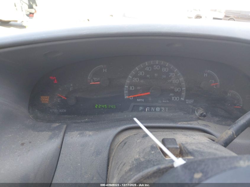 1999 Ford F-150 Lariat/Work Series/Xl/Xlt VIN: 1FTRX17W4XKA52801 Lot: 43949323