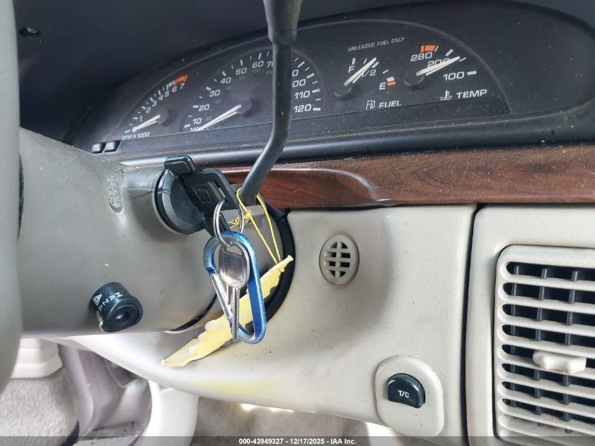 1998 Oldsmobile Regency VIN: 1G3HC52K9W4855352 Lot: 43949327