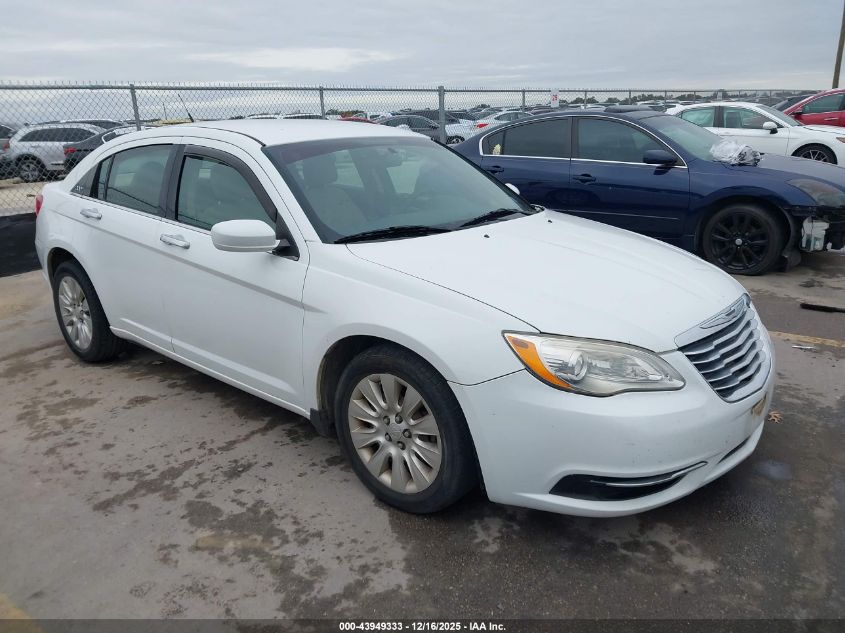 CHRYSLER 200 LX