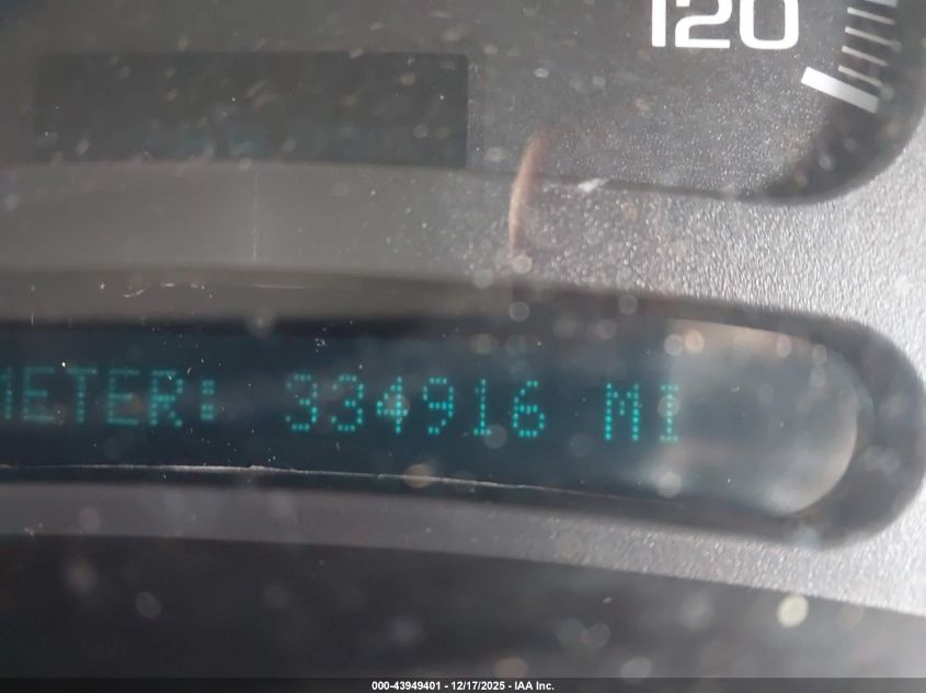 2004 GMC Yukon Slt VIN: 1GKEK13ZX4R201507 Lot: 43949401