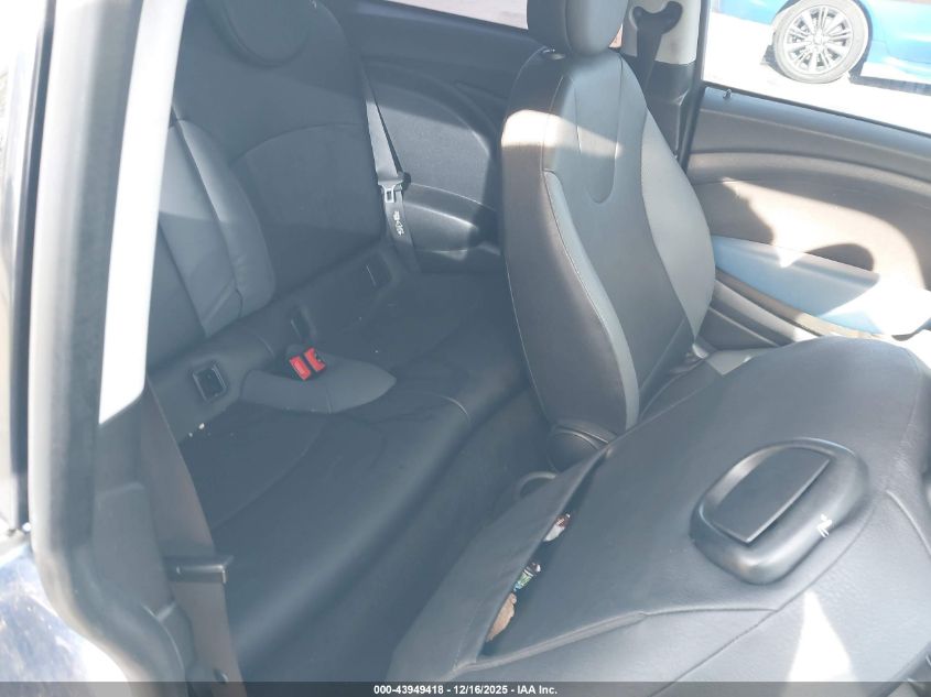 2008 Mini Cooper VIN: WMWMF33518TT63620 Lot: 43949418