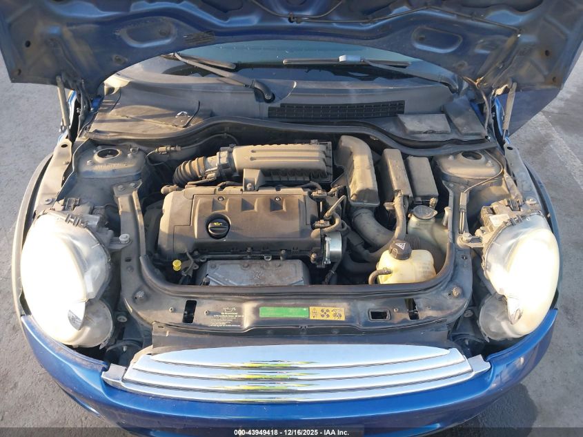 2008 Mini Cooper VIN: WMWMF33518TT63620 Lot: 43949418