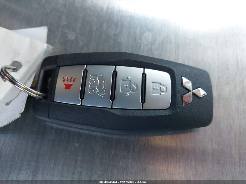 2025 Mitsubishi Outlander Se 2.5 2Wd VIN: JA4J3VA86SZ030173 Lot: 43949444