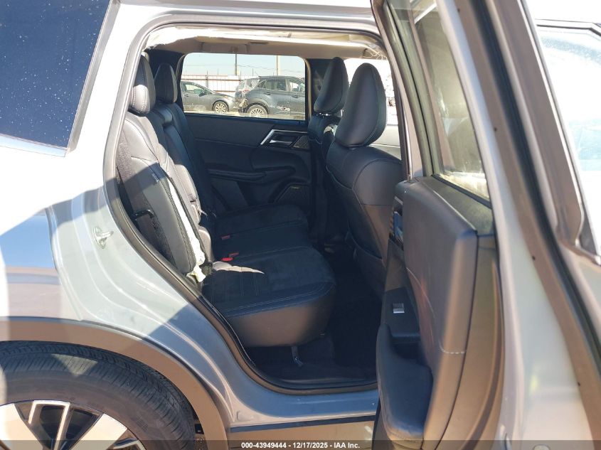 2025 Mitsubishi Outlander Se 2.5 2Wd VIN: JA4J3VA86SZ030173 Lot: 43949444