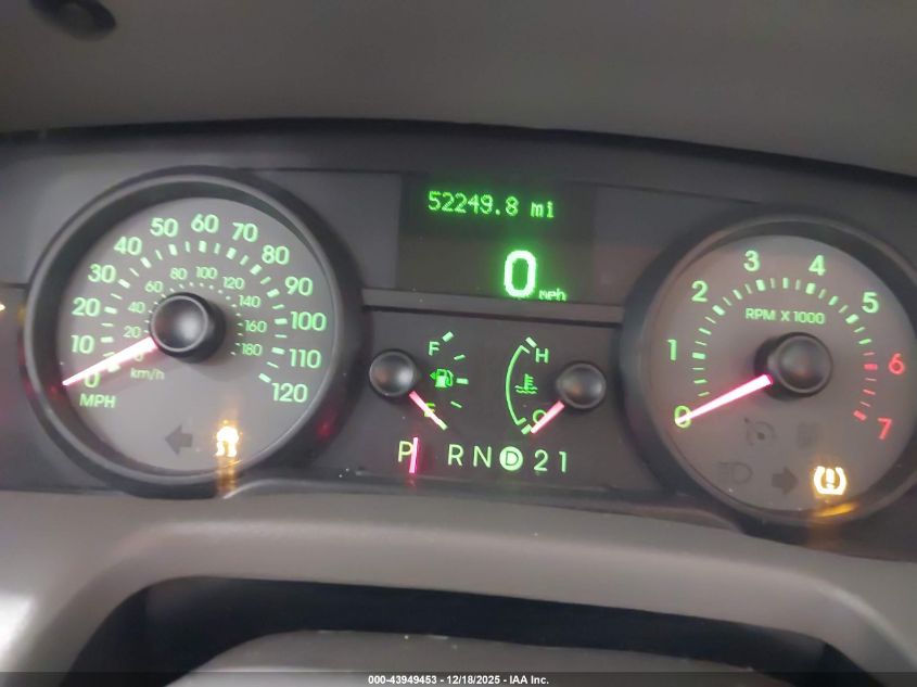 2008 Mercury Grand Marquis Ls VIN: 2MEHM75V58X604661 Lot: 43949453