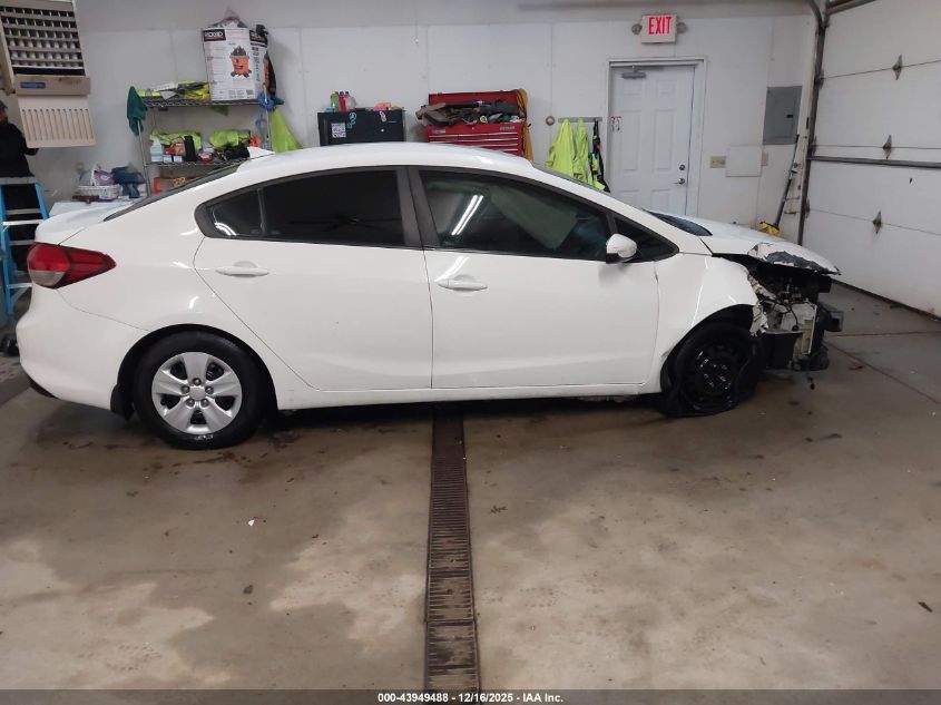 2018 Kia Forte Lx VIN: 3KPFK4A73JE219812 Lot: 43949488