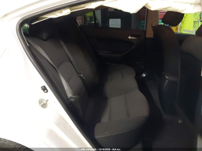 2018 Kia Forte Lx VIN: 3KPFK4A73JE219812 Lot: 43949488