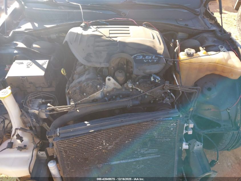 2015 Chrysler 300C Awd VIN: 2C3CCAKG9FH831123 Lot: 43949575