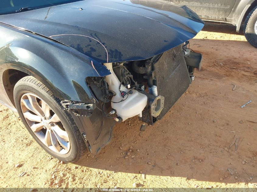 2015 Chrysler 300C Awd VIN: 2C3CCAKG9FH831123 Lot: 43949575