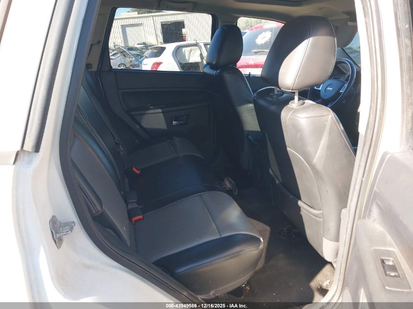 2010 Jeep Grand Cherokee Laredo VIN: 1J4PS4GK4AC159928 Lot: 43949586