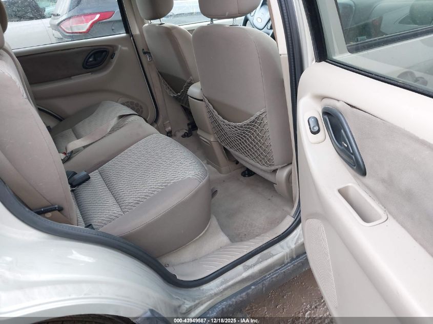 2004 Ford Escape Xlt VIN: 1FMYU03114KB12212 Lot: 43949587