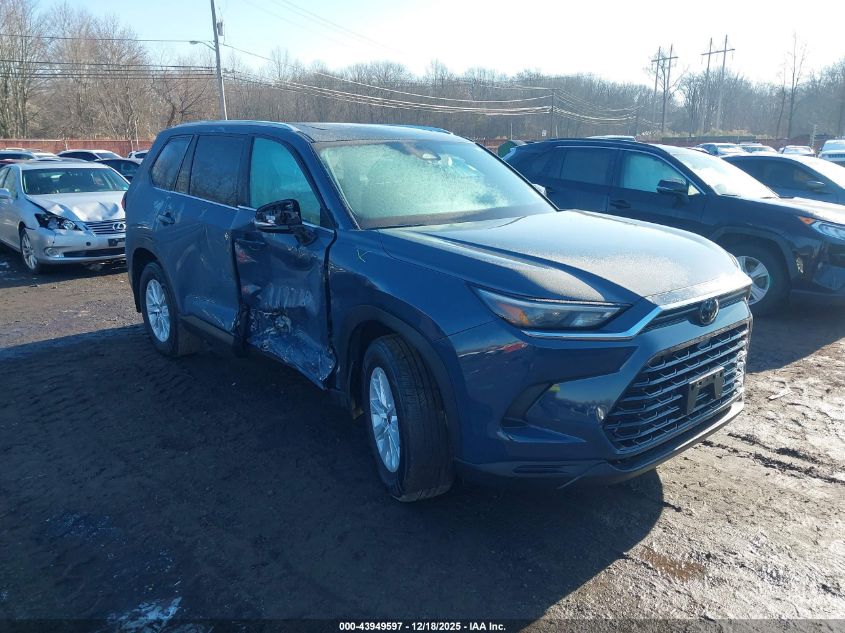 2024 Toyota Grand Highlander Xle VIN: 5TDAAAB50RS028004 Lot: 43949597