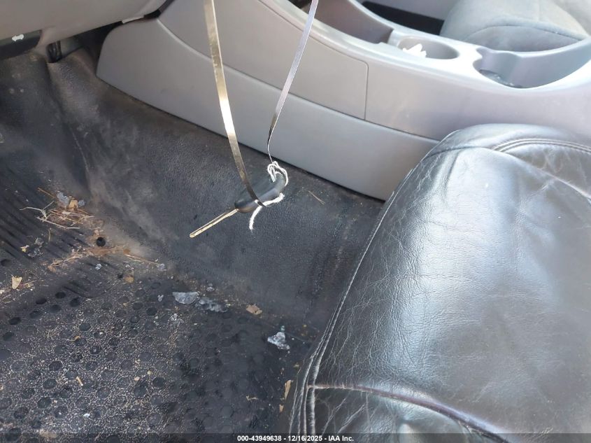 2003 Ford Explorer Sport Trac Xls/Xlt VIN: 1FMZU77E73UB00725 Lot: 43949638