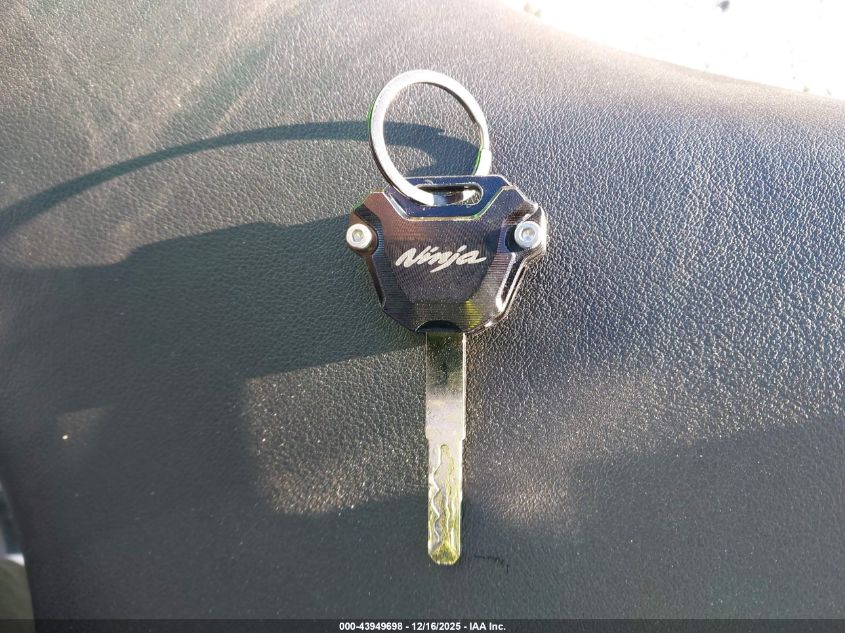 2026 Kawasaki Ex500 H VIN: ML5EXGH19TDA77385 Lot: 43949698