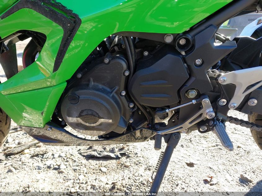 2026 Kawasaki Ex500 H VIN: ML5EXGH19TDA77385 Lot: 43949698