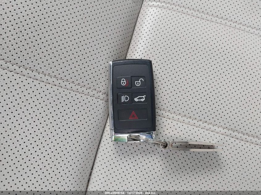 2021 Land Rover Range Rover Velar P250 R-Dynamic S VIN: SALYT2EX1MA314325 Lot: 43949754