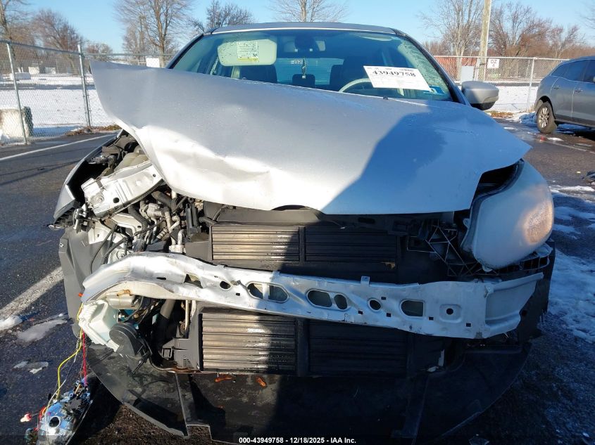 2012 Ford Focus Titanium VIN: 1FAHP3N25CL193460 Lot: 43949758