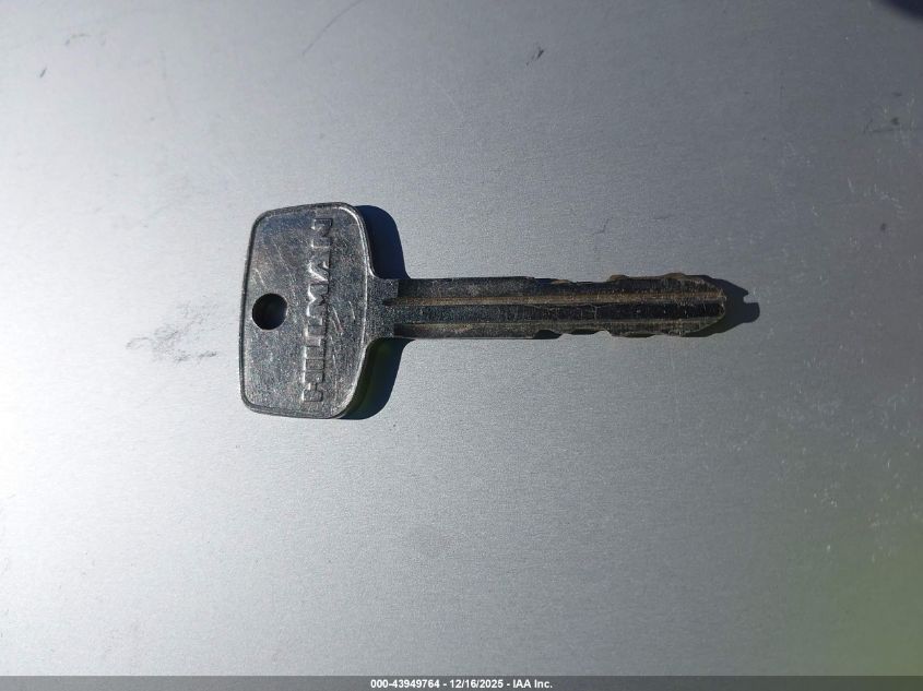 2000 Toyota Sienna Le VIN: 4T3ZF13C2YU244984 Lot: 43949764