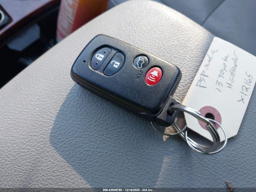 2012 Toyota Highlander Limited V6 VIN: 5TDDK3EH4CS121126 Lot: 43949766