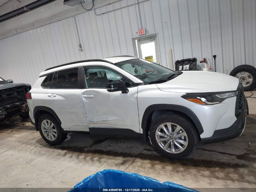 2025 Toyota Corolla Cross Le VIN: 7MUCAABG8SV133234 Lot: 43949785