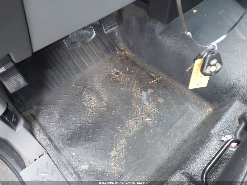 2006 Ford F-150 Stx/Xlt VIN: 1FTRF02W16KB61302 Lot: 43949792