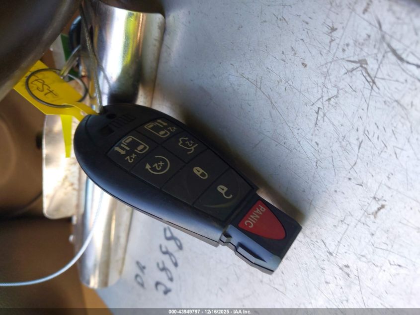 2015 Chrysler Town & Country Limited Platinum VIN: 2C4RC1GG5FR742710 Lot: 43949797