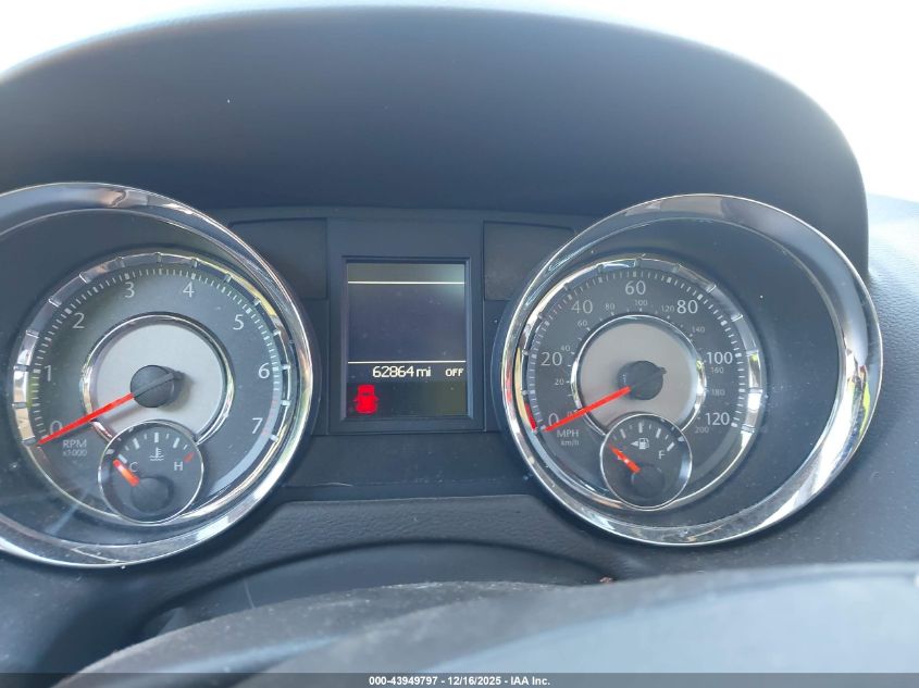 2015 Chrysler Town & Country Limited Platinum VIN: 2C4RC1GG5FR742710 Lot: 43949797