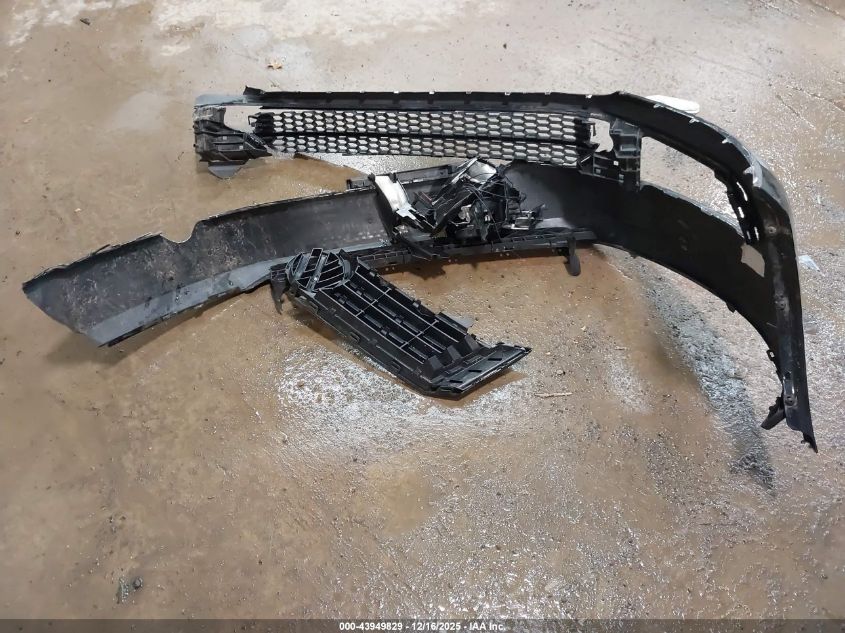 2015 Volkswagen Passat 1.8T S VIN: 1VWAT7A36FC012896 Lot: 43949829