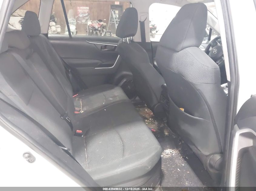 2021 Toyota Rav4 Hybrid Le VIN: 4T3M6RFV5MU018390 Lot: 43949832