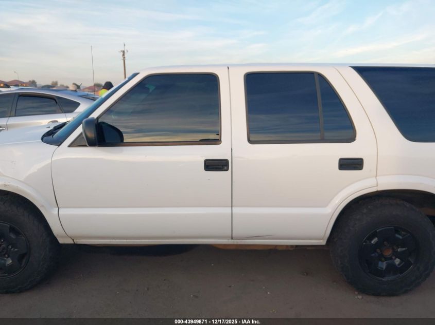 2004 Chevrolet Blazer Ls VIN: 1GNDT13X74K146632 Lot: 43949871