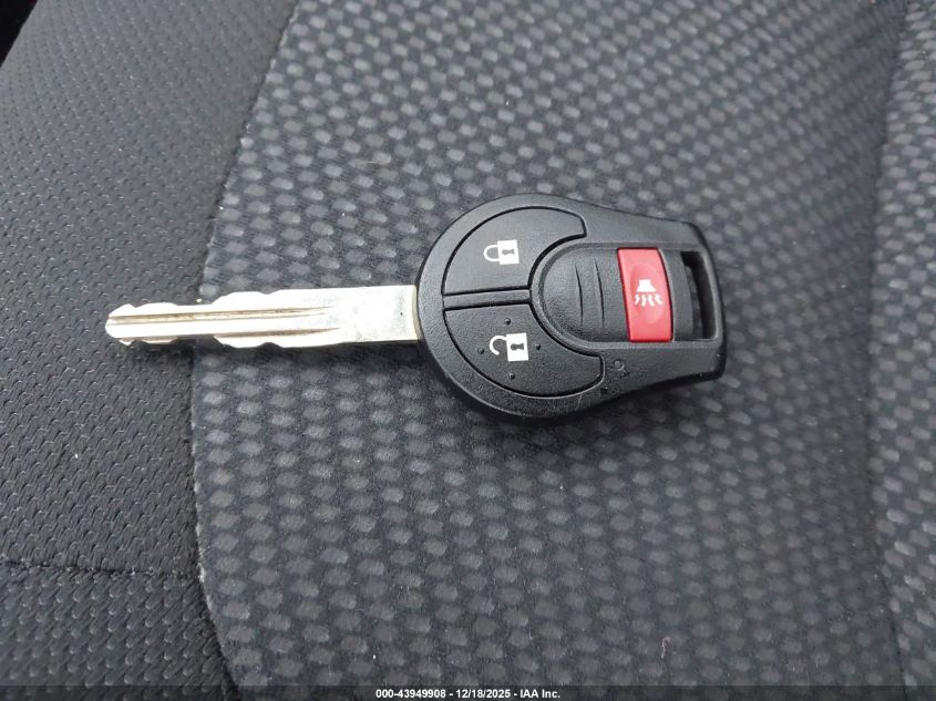 2014 Nissan Rogue Select S VIN: JN8AS5MV5EW711588 Lot: 43949908