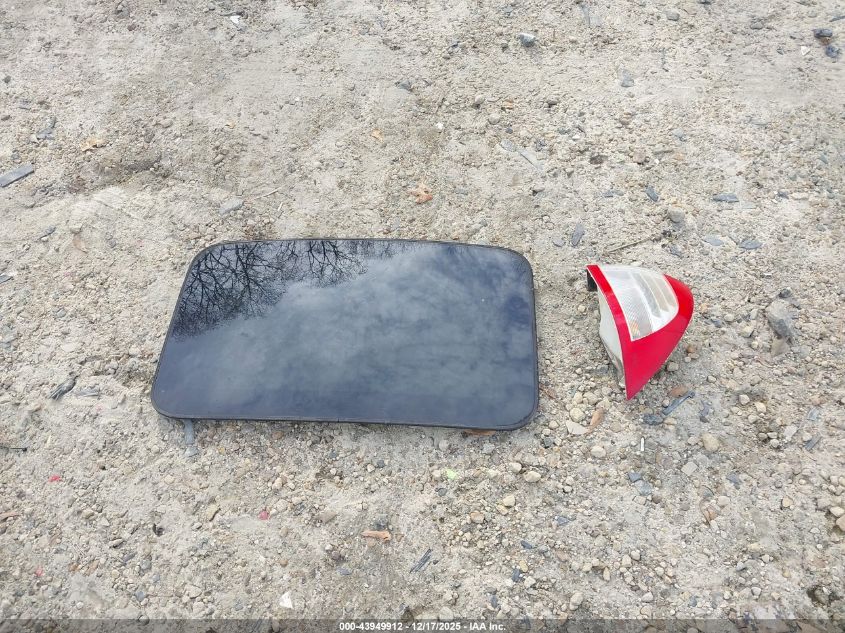 2008 Mercury Milan I4 VIN: 3MEHM07Z98R663282 Lot: 43949912