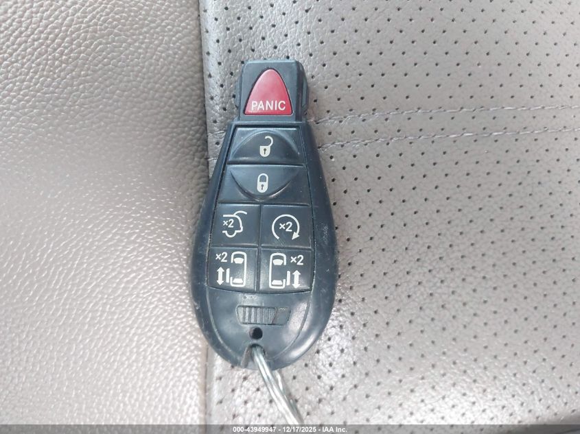 2014 Chrysler Town & Country Touring-L VIN: 2C4RC1CG6ER300460 Lot: 43949947