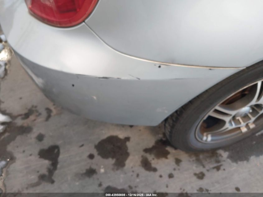 2004 Toyota Celica Gt VIN: JTDDR32T040175905 Lot: 43950008