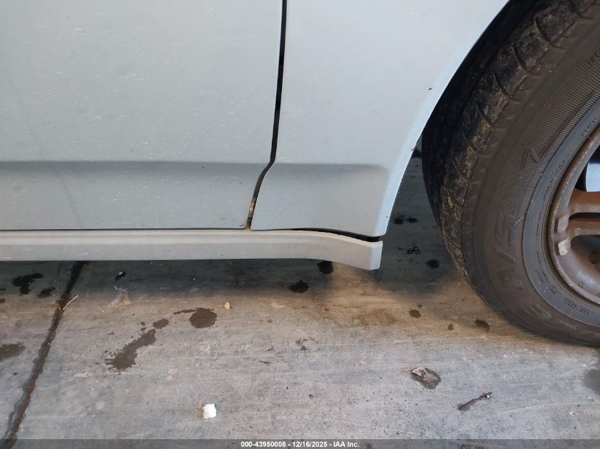 2004 Toyota Celica Gt VIN: JTDDR32T040175905 Lot: 43950008