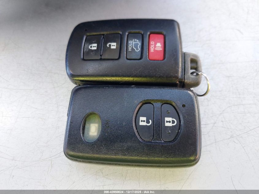 2017 Toyota Rav4 Limited VIN: JTMYFREVXHJ140797 Lot: 43950024